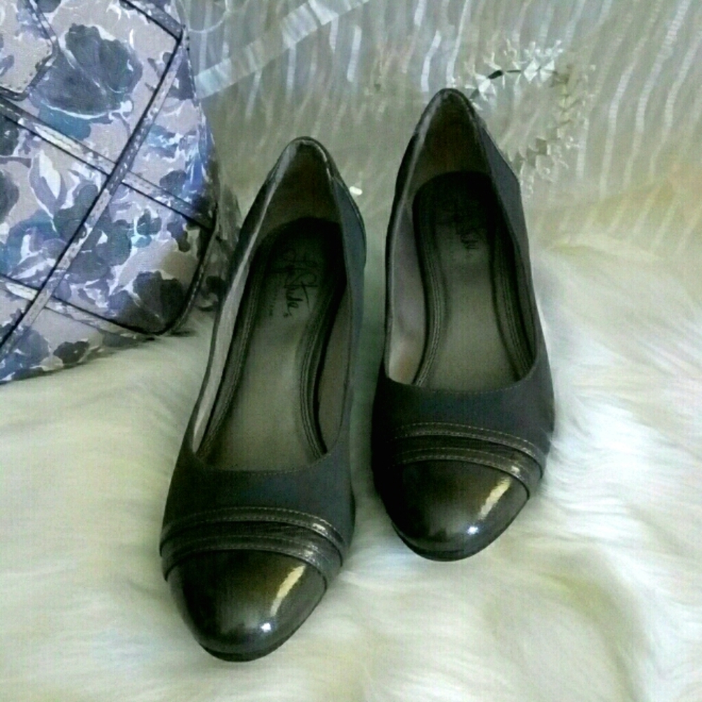 Life Stride Juliana Wegde Pump sz 8.5M
